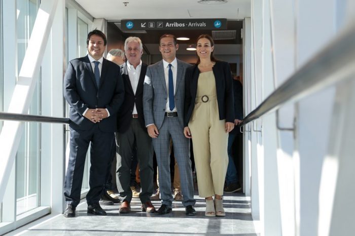 El gobernador inauguró la ampliación del aeropuerto de la ciudad de Neuquén