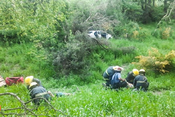 Heridos leves en un auto vuelco sobre la ruta Prov. 48