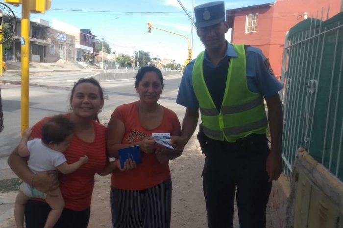 Personal de la Comisaría 3° realizaron tareas preventivas y entrega de folletería