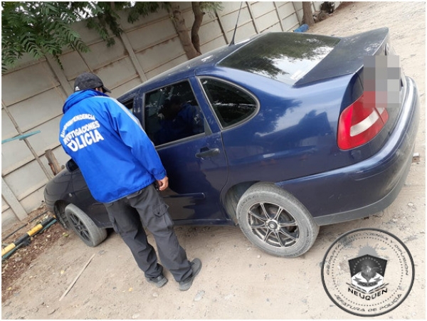 DSA: Secuestran automóvil en planta de verificación de la Policía