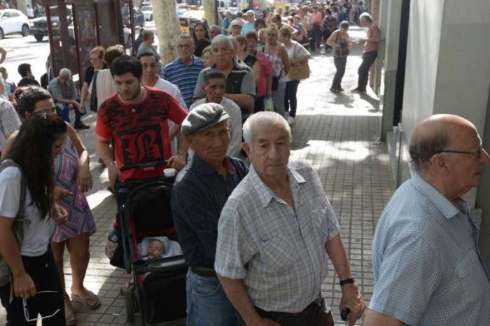 Suma fija: El aumento de marzo alcanzará a todos los jubilados