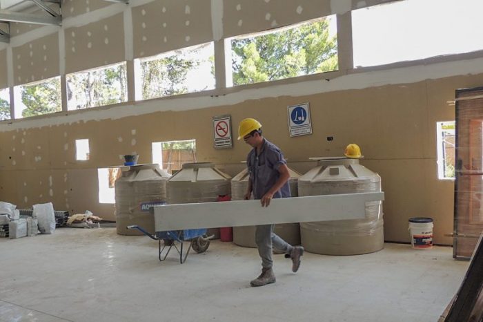 Continúa el mantenimiento de escuelas en toda la provincia