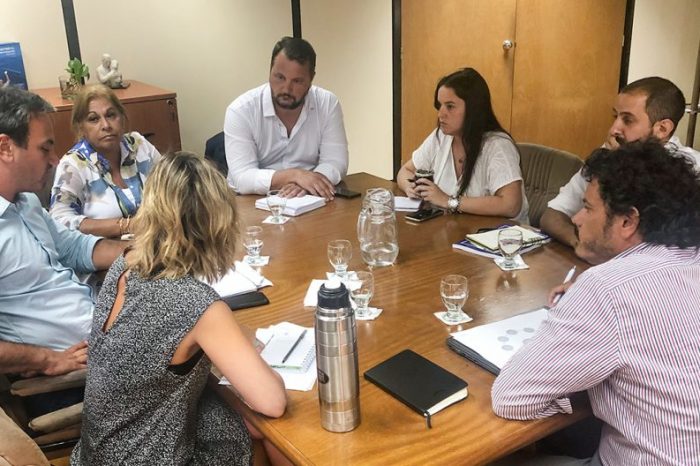 Buscan que la implementación de la Tarjeta Alimentaria impacte en las economías regionales