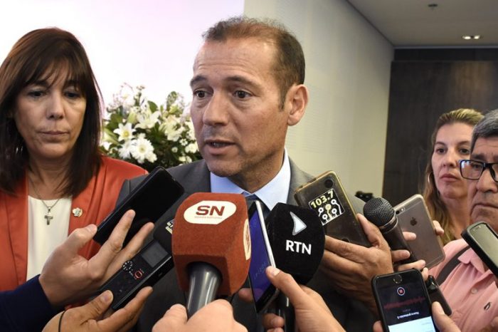 El gobierno se reunirá la semana próxima con los gremios estatales