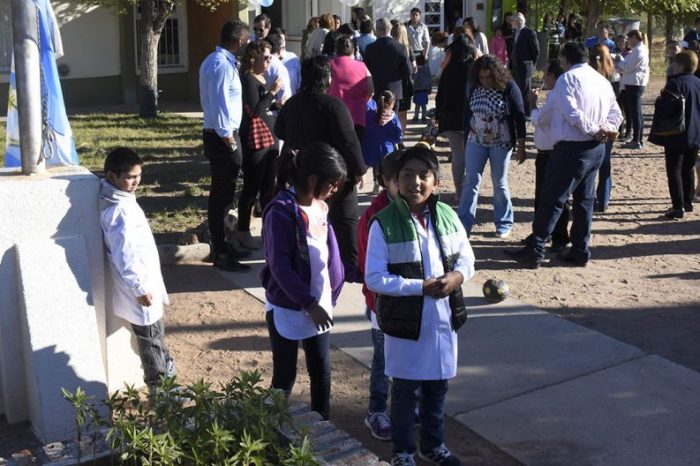 Gutiérrez inaugurará el ciclo lectivo 2020 en San Martín de los Andes
