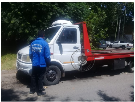 Policía secuestró dos vehículos con pedido de secuestro