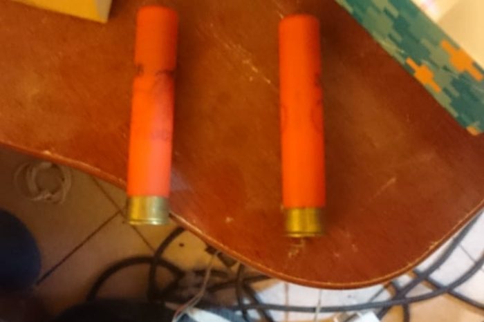 Allanamiento por abuso de armas y amenazas calificadas en el oeste capitalino