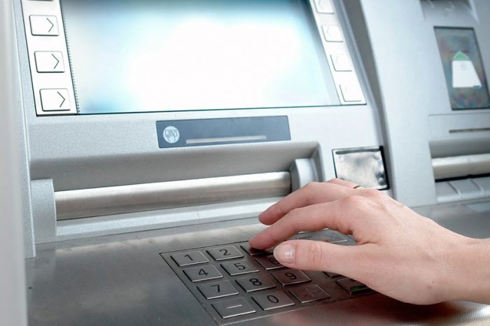 Cómo enviar dinero sin usar una cuenta bancaria ni pagar comisiones