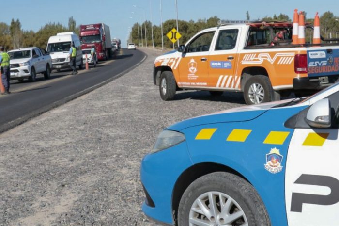 Restringen la circulación vehicular y personal en toda la provincia