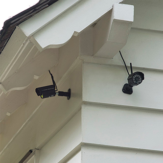 Dos demorados por robar cámaras de seguridad