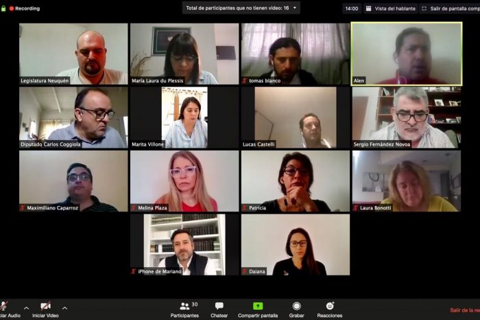 Retoman debate sobre las condiciones laborales de trabajadores de app de delivery