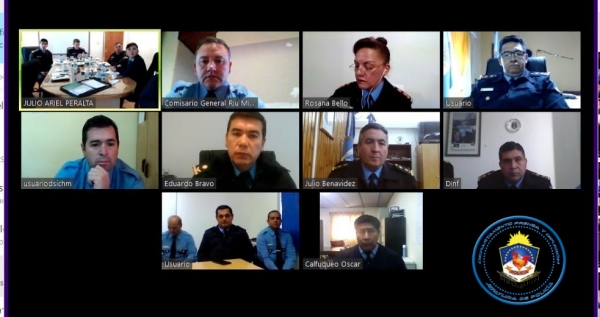 Peralta realizó una teleconferencia con el Consejo Asesor Superior y  con Directores del Interior y de Distintas Áreas Policiales