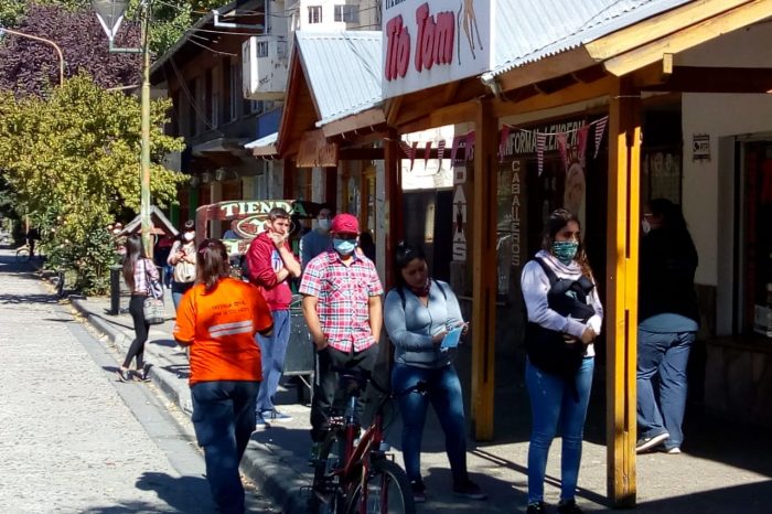 Multas de $2.000 para los ciudadanos y de $50.000 a $200.000 para comercios que incumplan lo decretado