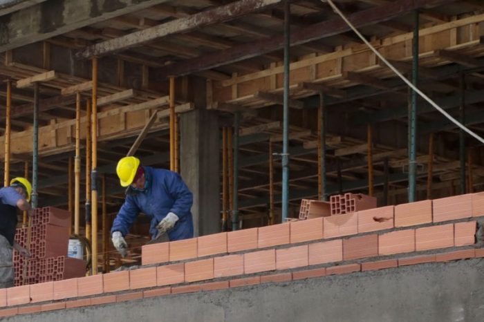 Cuarentena administrada: Así será la modalidad de trabajo para las obras de construcción privadas