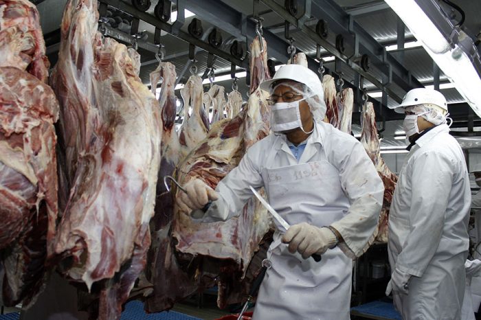 La exportación de carne vacuna creció casi un 100% en 12 años, pero el consumo cayó 24%