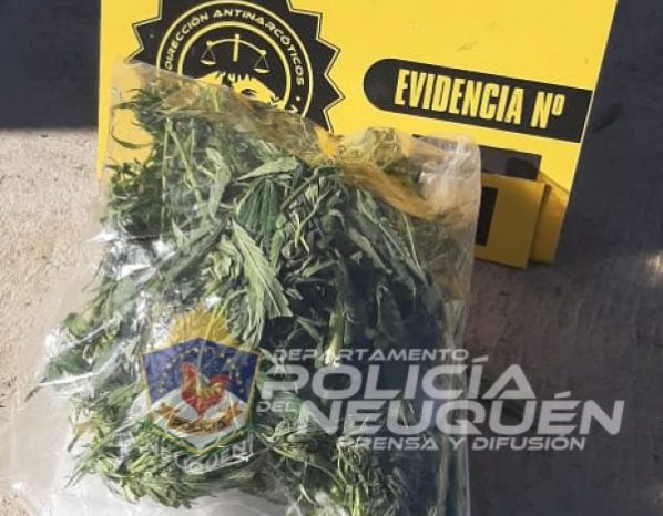 Demoran a joven con drogas en su poder y que circulaba sin protección facial