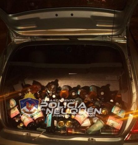 Decomisan bebidas alcohólicas y clausuran un comercio