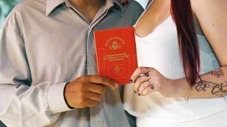 La Justicia debe resolver el pedido de una pareja que se quiere casar en medio de la cuarentena