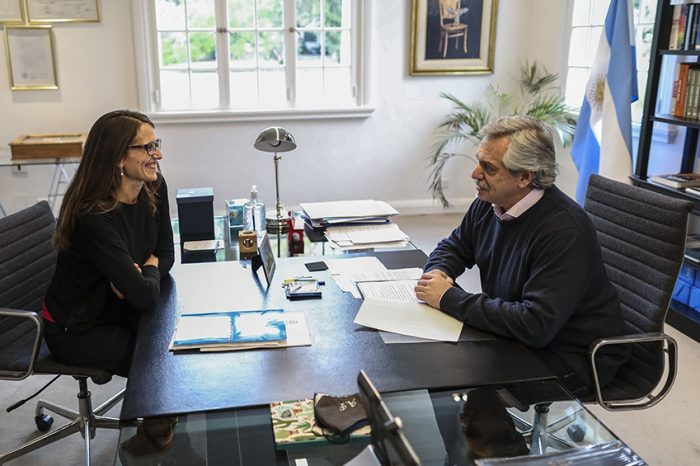 "Tenemos el compromiso de garantizar y ampliar derechos de las mujeres y personas LGTBIQ+"