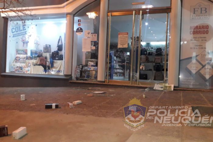Policía de franco frustra un robo de una farmacia, el malhechor fue aprendido
