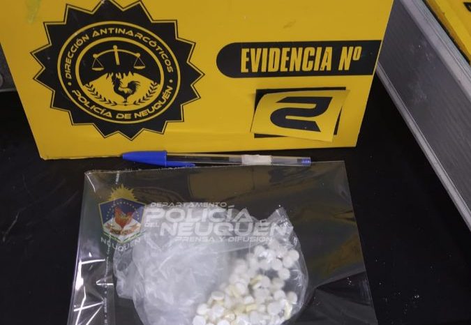 Secuestran más de 100 pastillas de clonazepan y cocaína cuando intentaban ingresarlas para un detenido