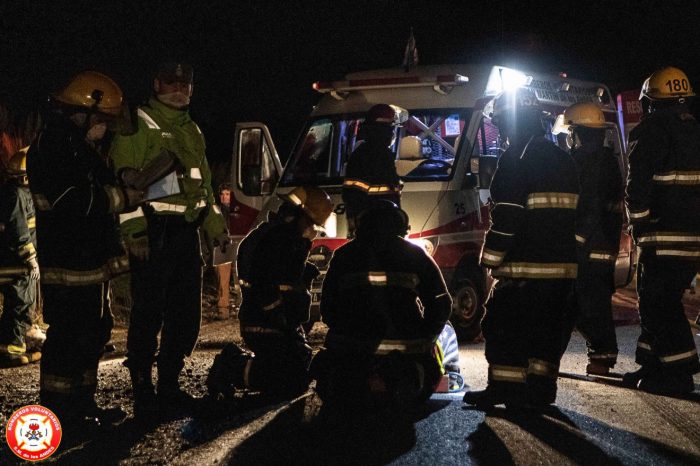 Policías protagonizaron un autovuelco en cercanías del Aeropuerto Chapelco sobre la ruta Nacional 40