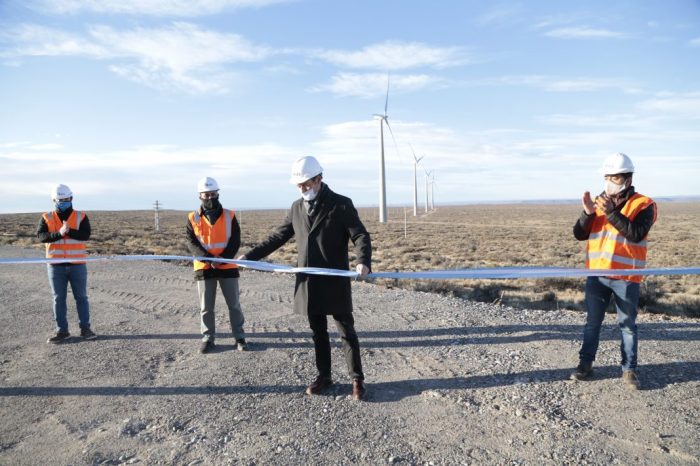 Histórico: ya funciona el primer parque eólico de la provincia