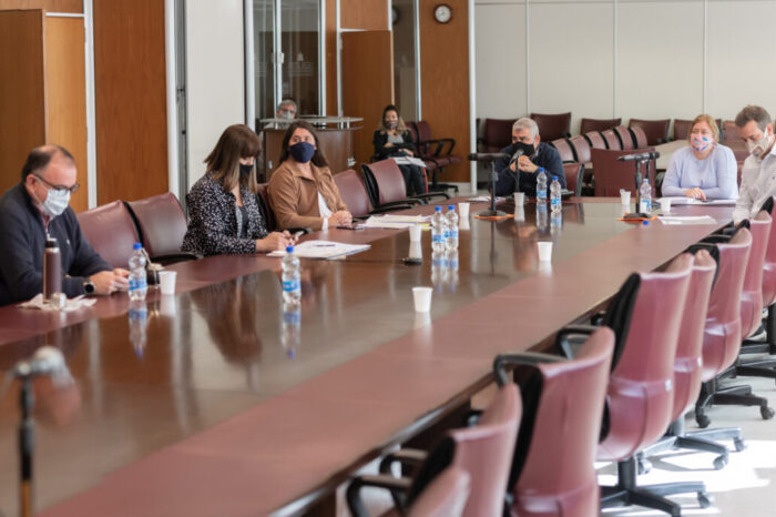SEJUN cuestionó el desdoblamiento del aguinaldo en la comisión de Trabajo