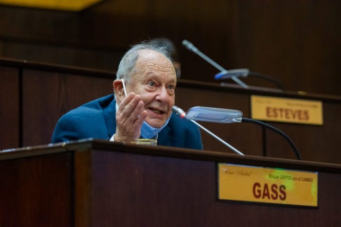 El diputado César Gass presentó un proyecto para prorrogar las concesiones de las hidroeléctricas