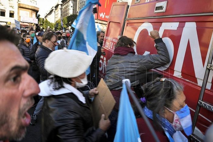 Cafiero: "Hay que ir desarmando el discurso del odio porque, si no, sucede lo de ayer"