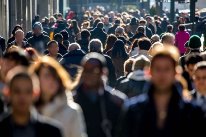 Los 6 países del mundo que perderán la mitad de su población para 2100