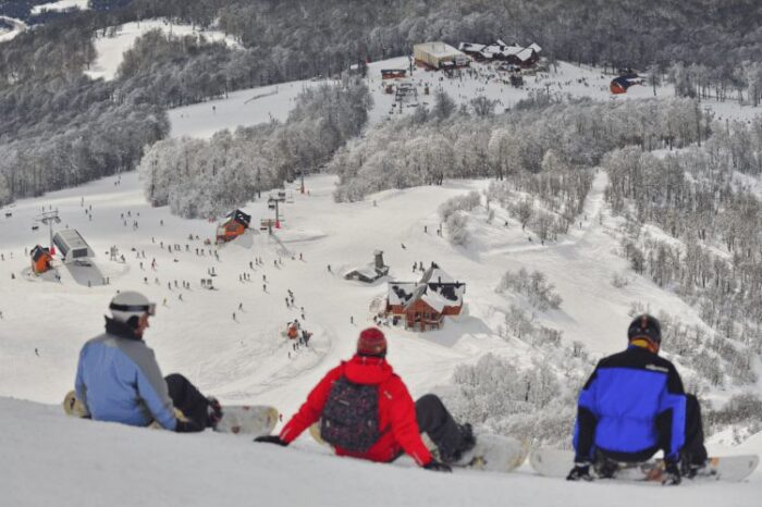Autorizan funcionamiento de los centros de esquí, parques de nieve y alojamientos habilitados en localidades sin casos activos de Covid-19