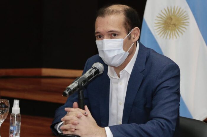 Neuquén espera el acuerdo de Nación con los bonistas para refinanciar su deuda en dólares
