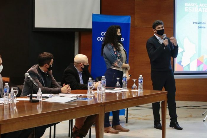 Presentan aportes y alternativas para el día después de la pandemia