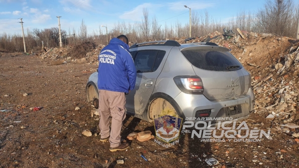 Recuperan un auto sustraído en el dia de ayer