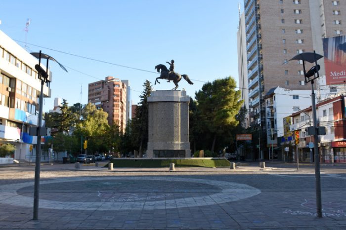 Comenzó la fase estricta de aislamiento para el AMBA, Chaco, General Roca y Neuquén