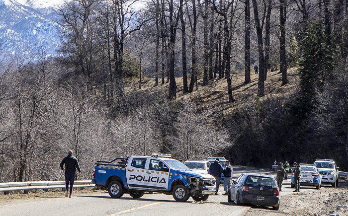 Ruta 40: evadieron dos controles, fueron perseguidos y detenidos