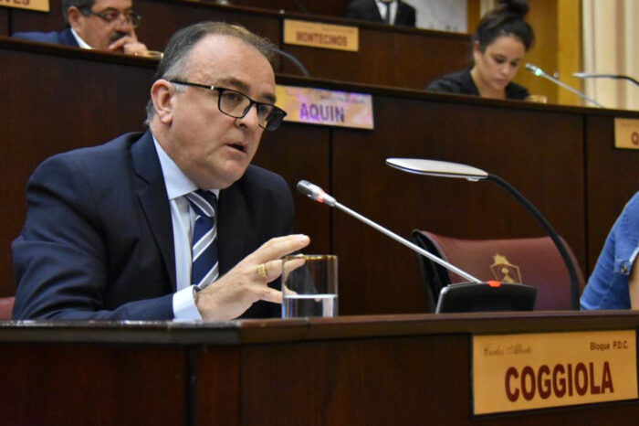 Sumarios para quienes no dejaron ingresar a Córdoba al vecino de Plottier que viajó a ver a su hija enferma