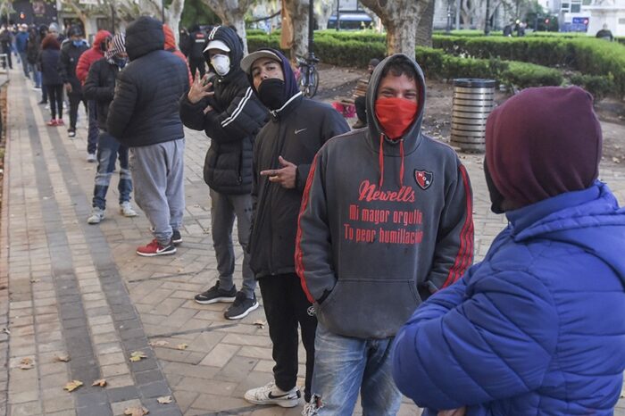 Mañana cobran el IFE los beneficiarios de la AUH con DNI terminado en 2