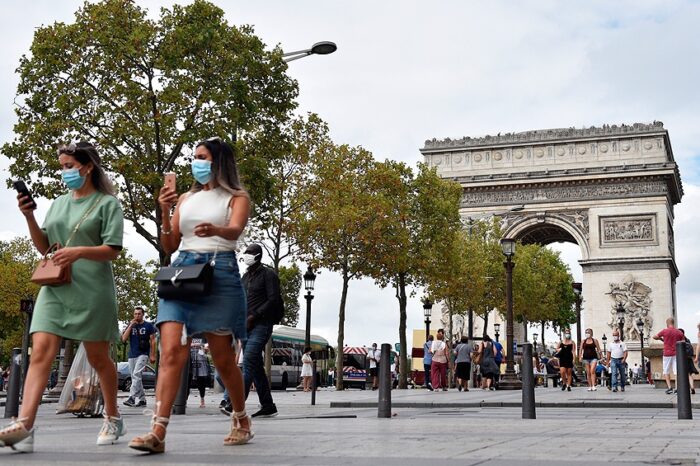 Francia registró 2.000 contagios más que ayer y el rebrote parece no ceder
