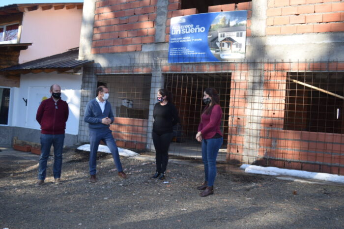 El gobernador recorrió obras en Los Miches