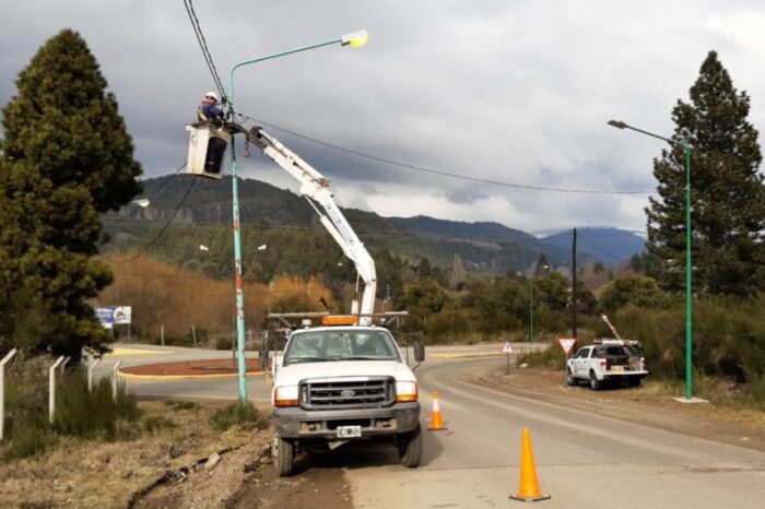 Finalizó la instalación de luminarias LED sobre la ruta 48