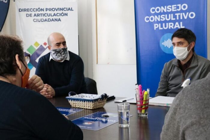 Presentan el Consejo Consultivo Plural a comisiones vecinales