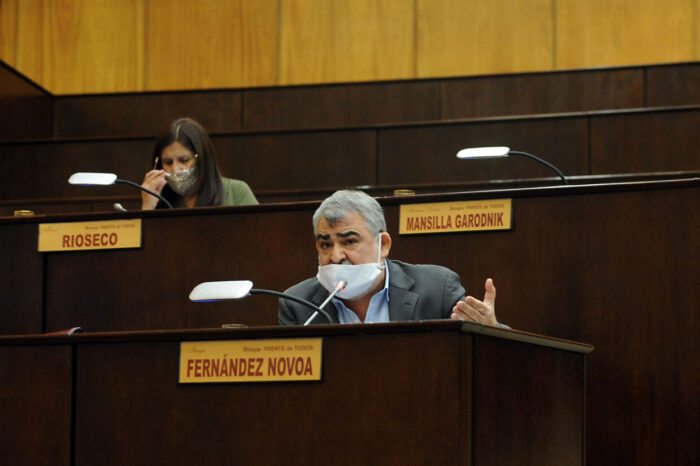 Buscan conocer propuesta oficial para reestructurar deuda en dólares