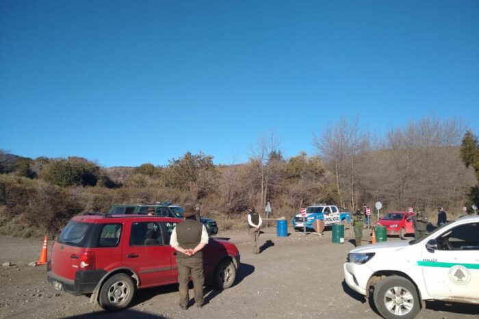 Personal del P.N.L. realizó controles preventivos en el ingreso al Lago Huechulafquen