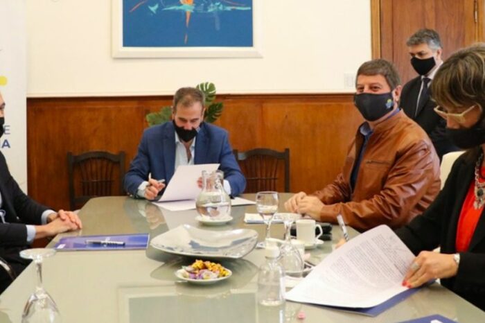 Convenio para desarrollar iniciativas que garanticen los derechos de la ciudadanía