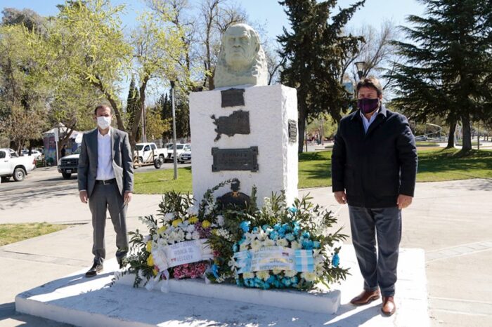 Gutiérrez homenajeó la labor de maestros y maestras en su día