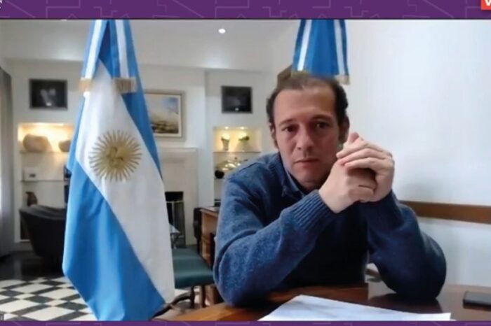 Gutiérrez participó del lanzamiento del Mes de las Juventudes