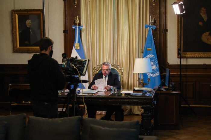 En la ONU, el Presidente convocó al diálogo, la solidaridad y la cooperación mundial para superar la crisis sanitaria y social