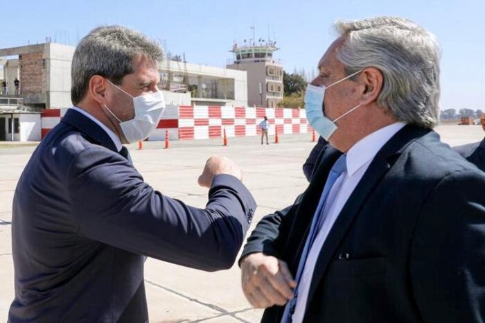 El presidente Fernández llegó a San Juan